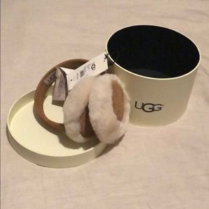 Ugg Earmuffs NWT Classic Colors
